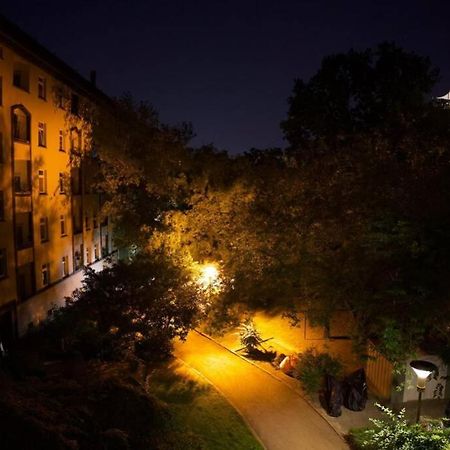 Die Kleine „Louise“ In Der Neustadt Mit Tiefgarage Dresden Luaran gambar